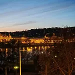 アパート W - Danube River View - Gellert Hill Panorama - Sleeps 6 ブダペスト