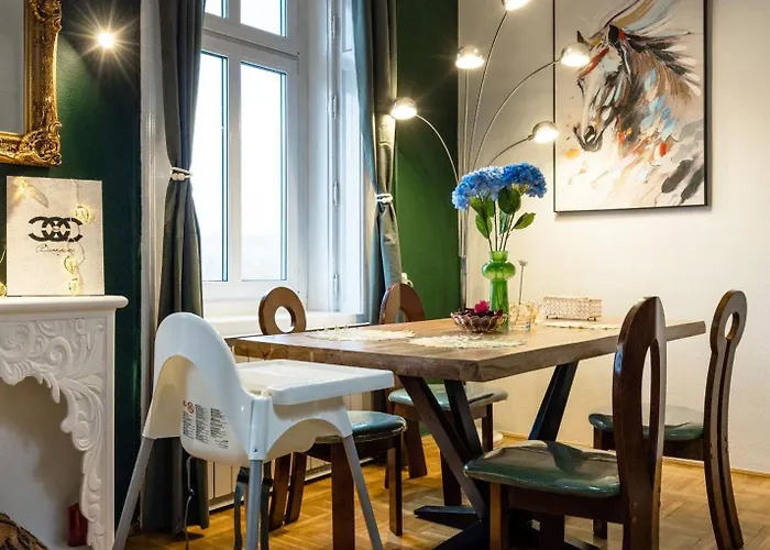 W - Danube River View - Gellert Hill Panorama - Sleeps 6 * Boedapest