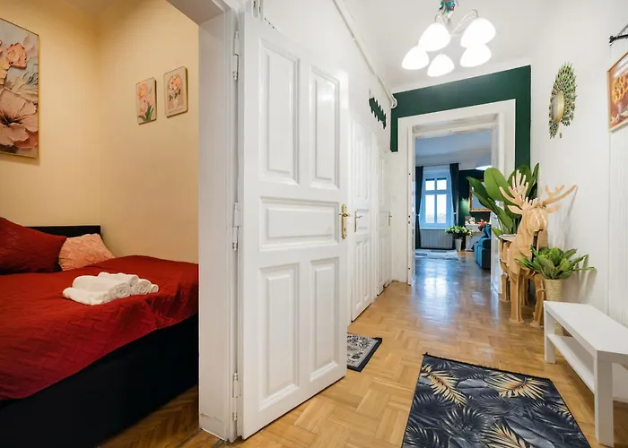 Appartement W - Danube River View - Gellert Hill Panorama - Sleeps 6 Boedapest