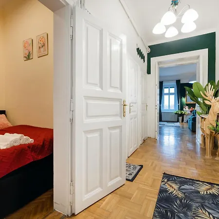 Lejlighed W - Danube River View - Gellert Hill Panorama - Sleeps 6 Budapest