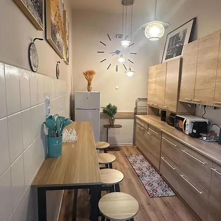 W - Danube River View - Gellert Hill Panorama - Sleeps 6