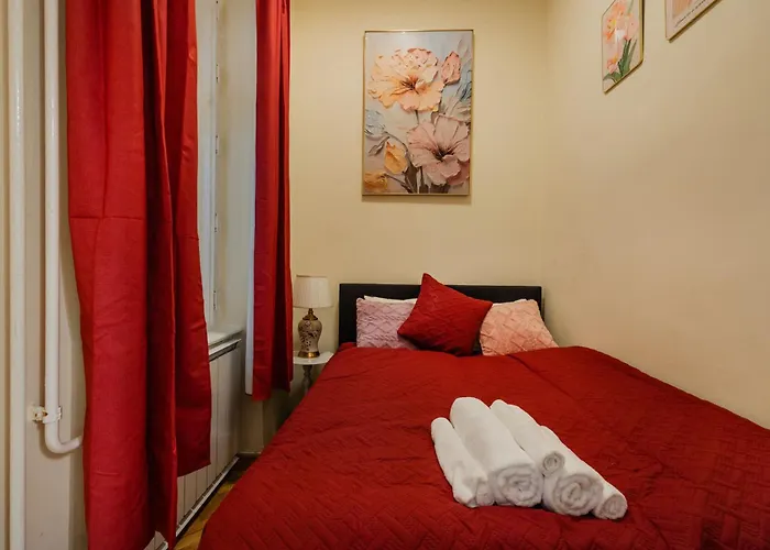 W - Danube River View - Gellert Hill Panorama - Sleeps 6 Apartment